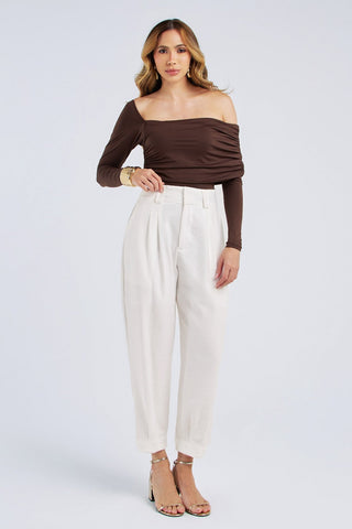 BODY BUSTO ASSIMÉTRICO COM DRAPEADOS