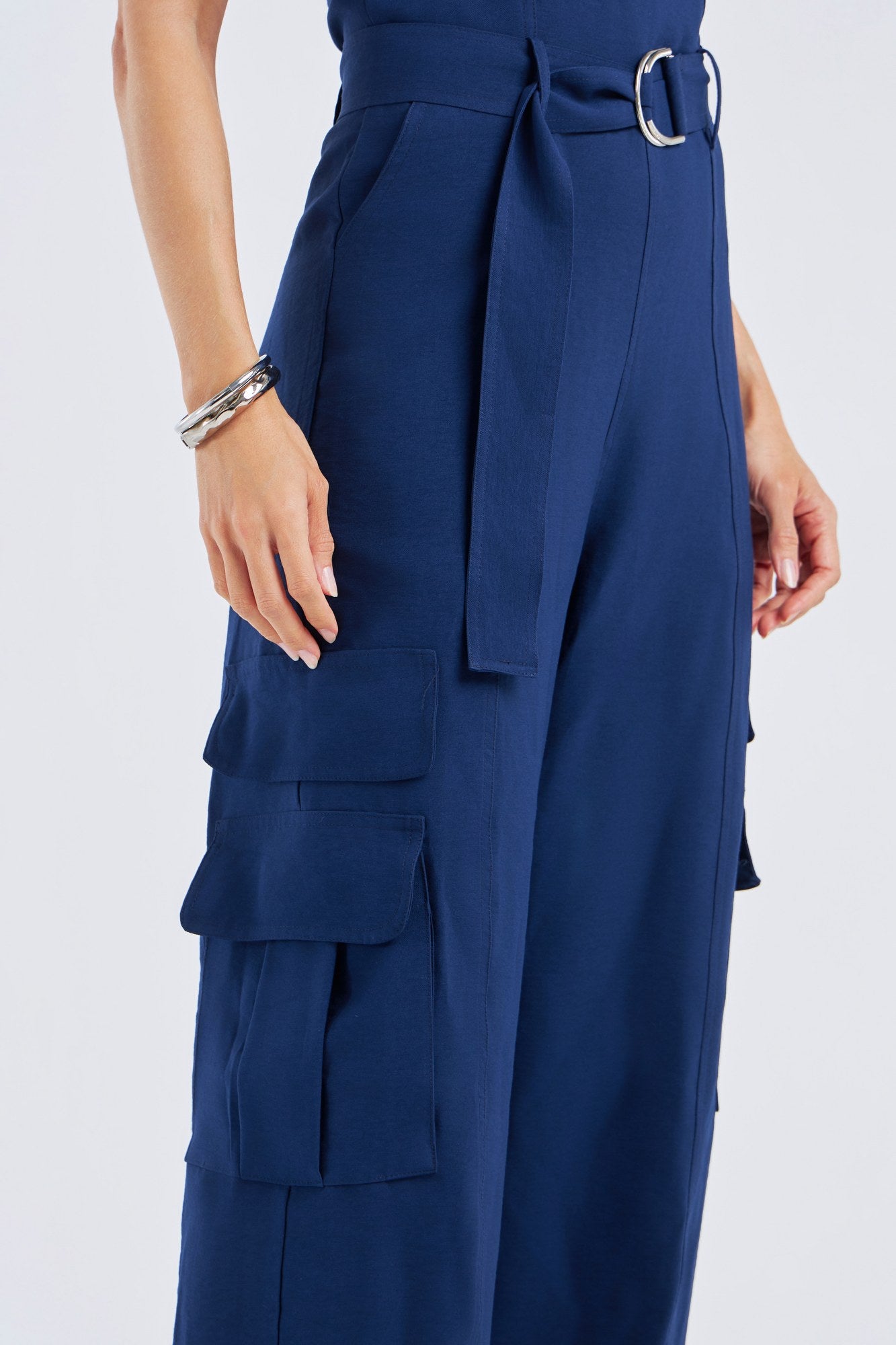 MACACÃO TOMARA QUE CAIA BOLSOS CARGO COM CINTO