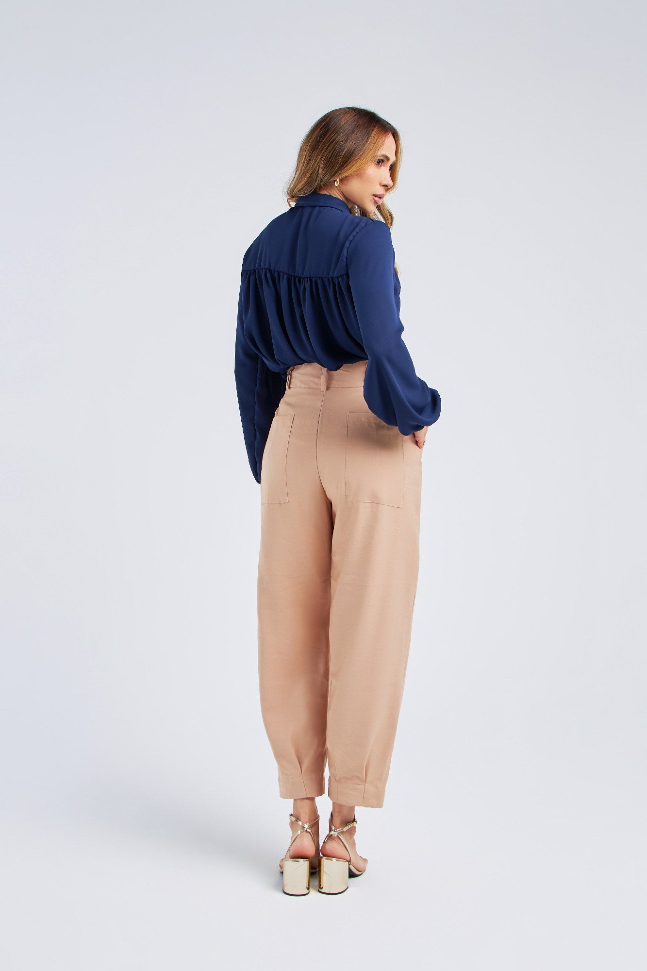 CALÇA SLOUCHY ALFAIATARIA