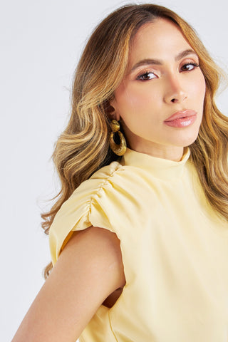 MACAQUINHO COM OMBROS DRAPEADOS