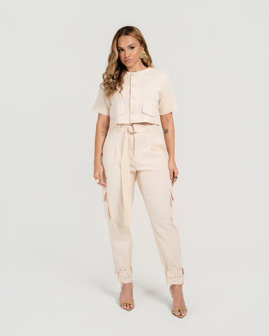 CALÇA SLOUCHY COM CINTO E BOLSOS CARGO