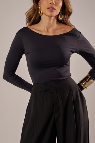 BLUSA DECOTE CANOA MANGA LONGA