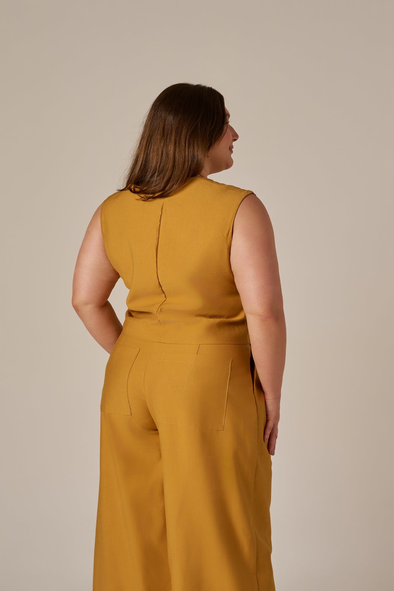 COLETE CROPPED MAXI BOTÕES