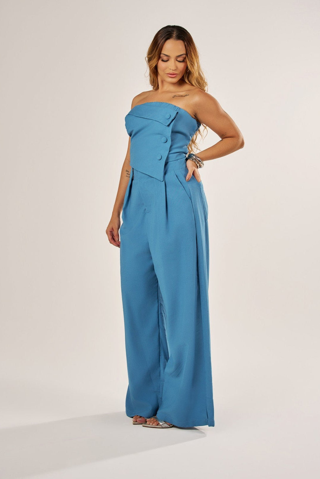 CROPPED ALFAIATARIA BOTÕES