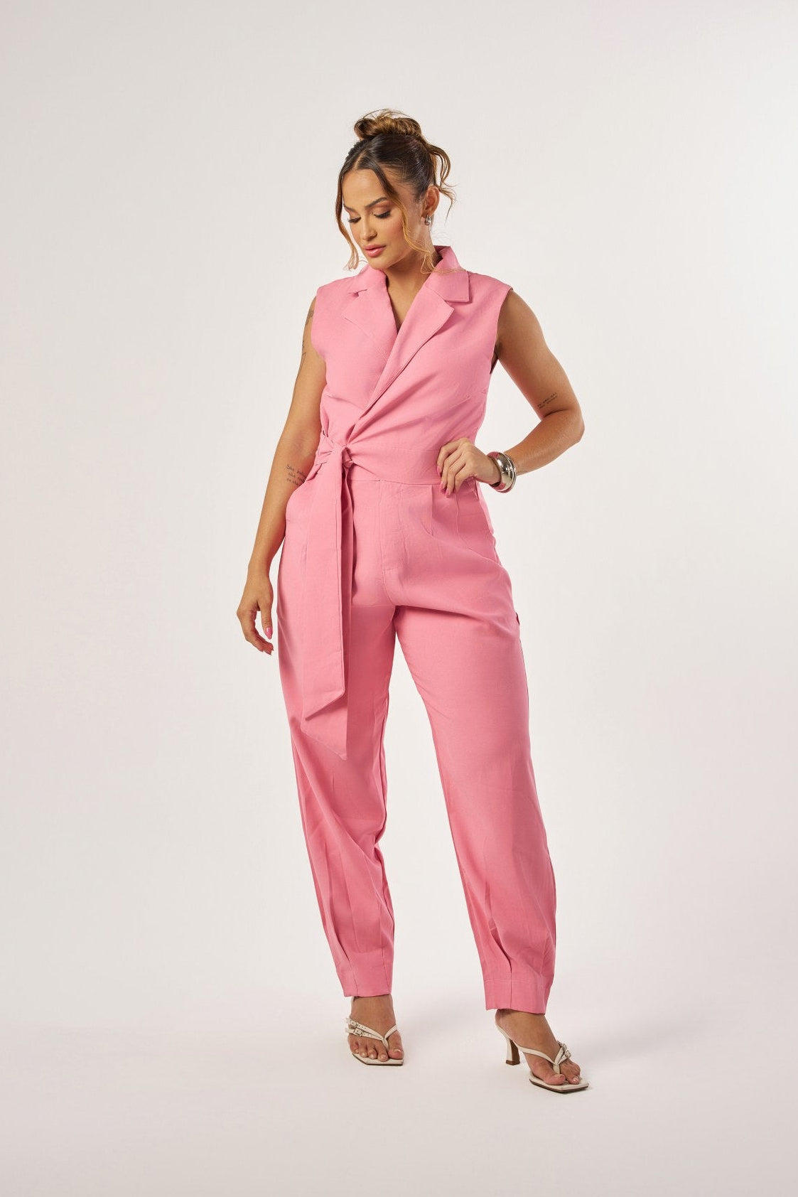 MACACÃO SLOUCHY COM FAIXA