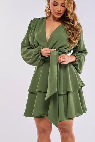 VESTIDO CURTO MANGAS BUFANTES COM FAIXA