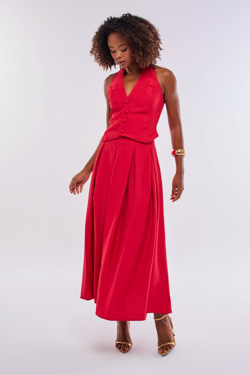 COLETE FRENTE ÚNICA COM RECORTES