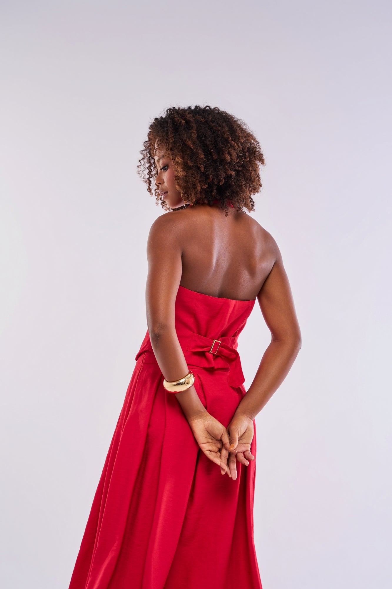 SAIA MIDI ALFAIATARIA COM PREGAS