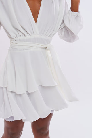 VESTIDO CURTO MANGAS BUFANTES COM FAIXA