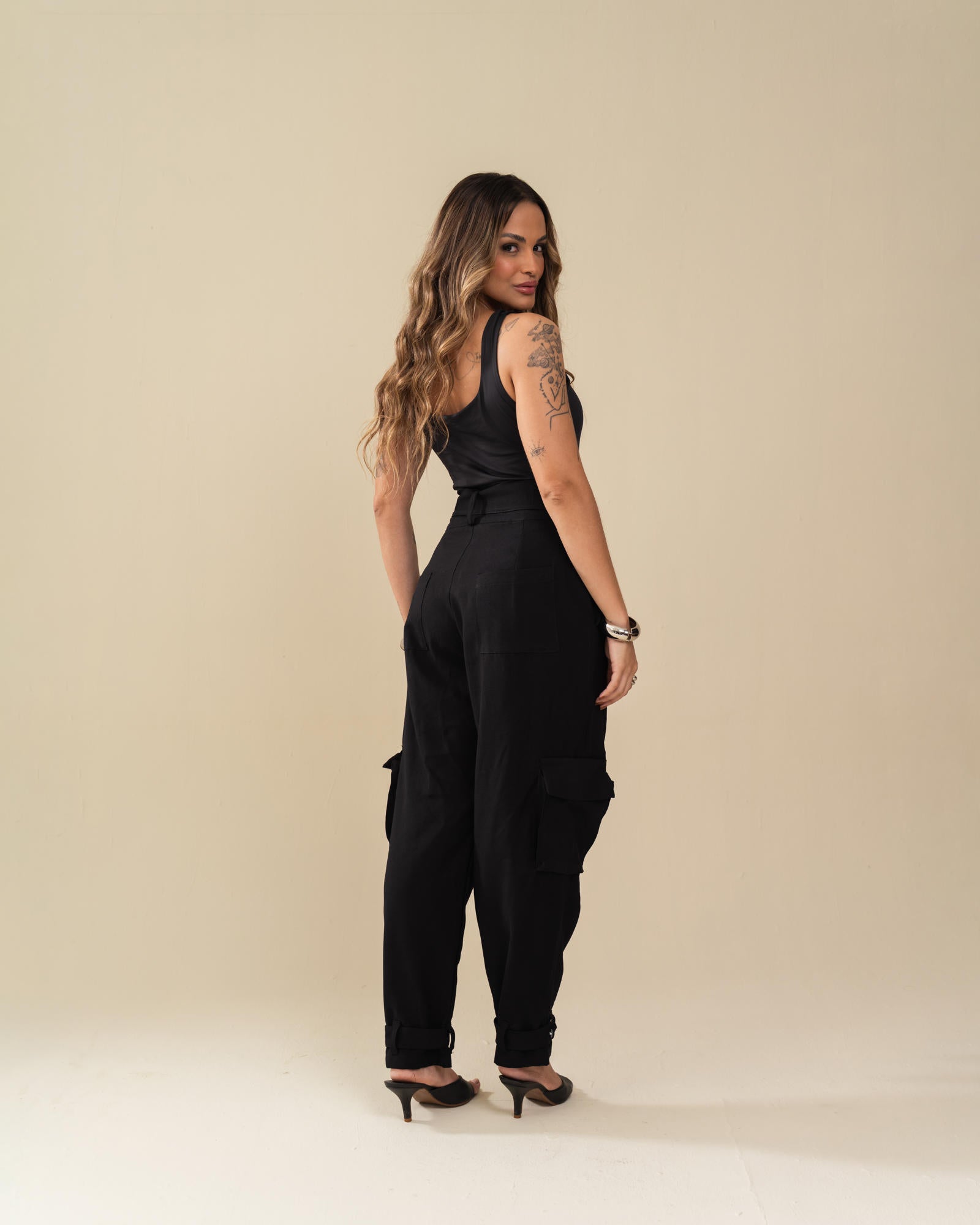 BODY BASIC ALÇAS LARGAS