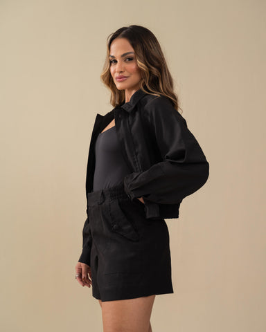 SHORT ALFAIATARIA COM BOLSOS LAPELA