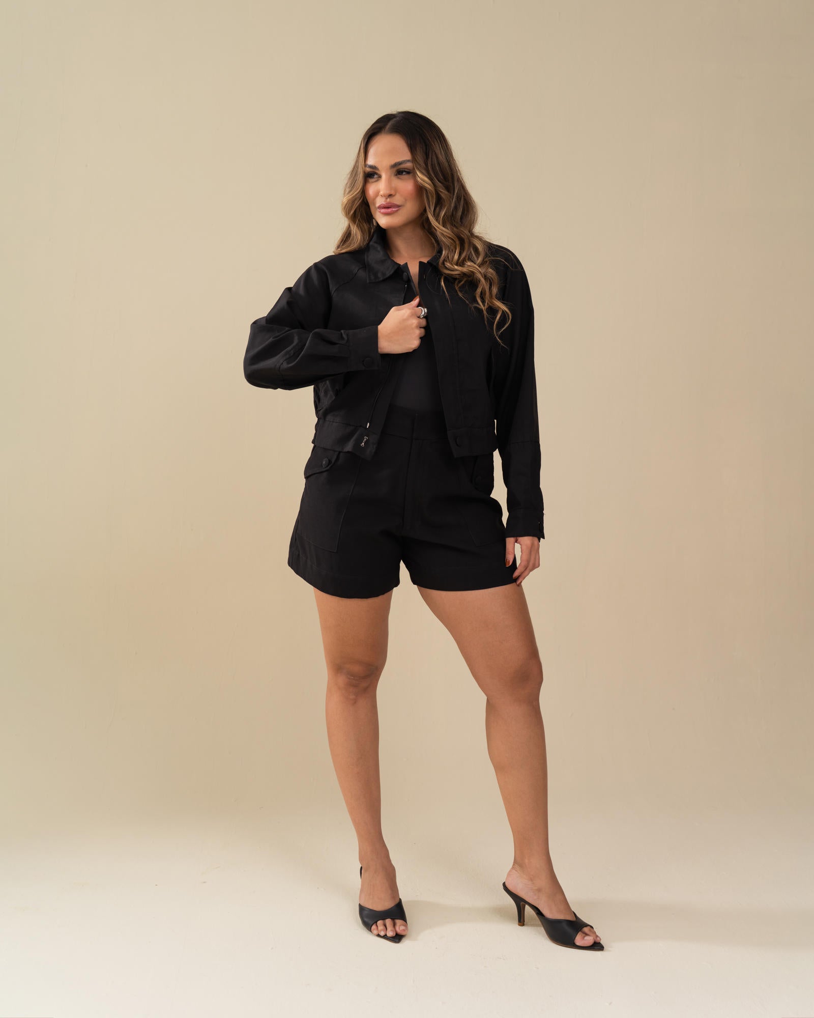 BOMBER ALFAIATARIA  CROPPED