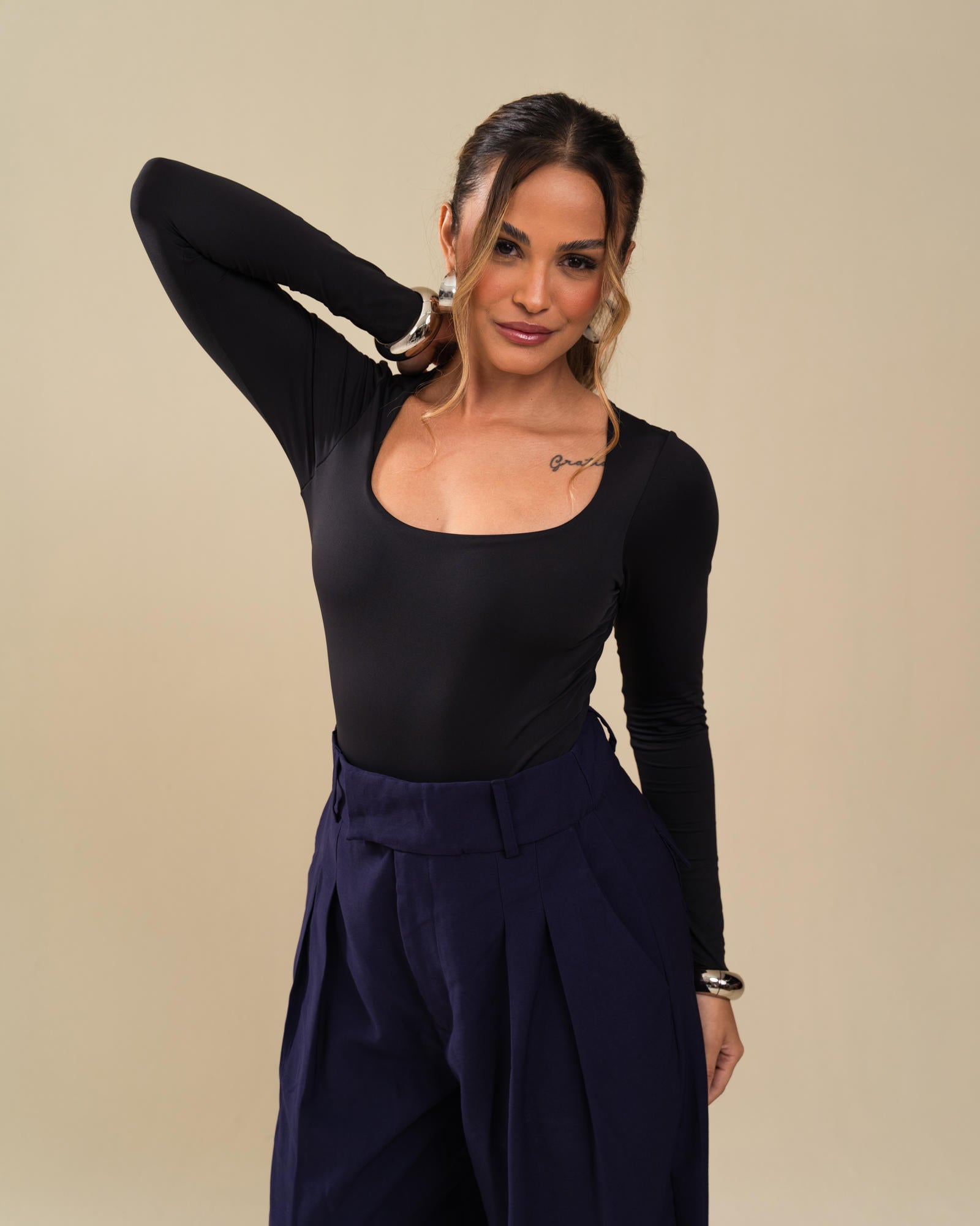 CALÇA ALFAIATARIA PANTALONA COM PREGAS