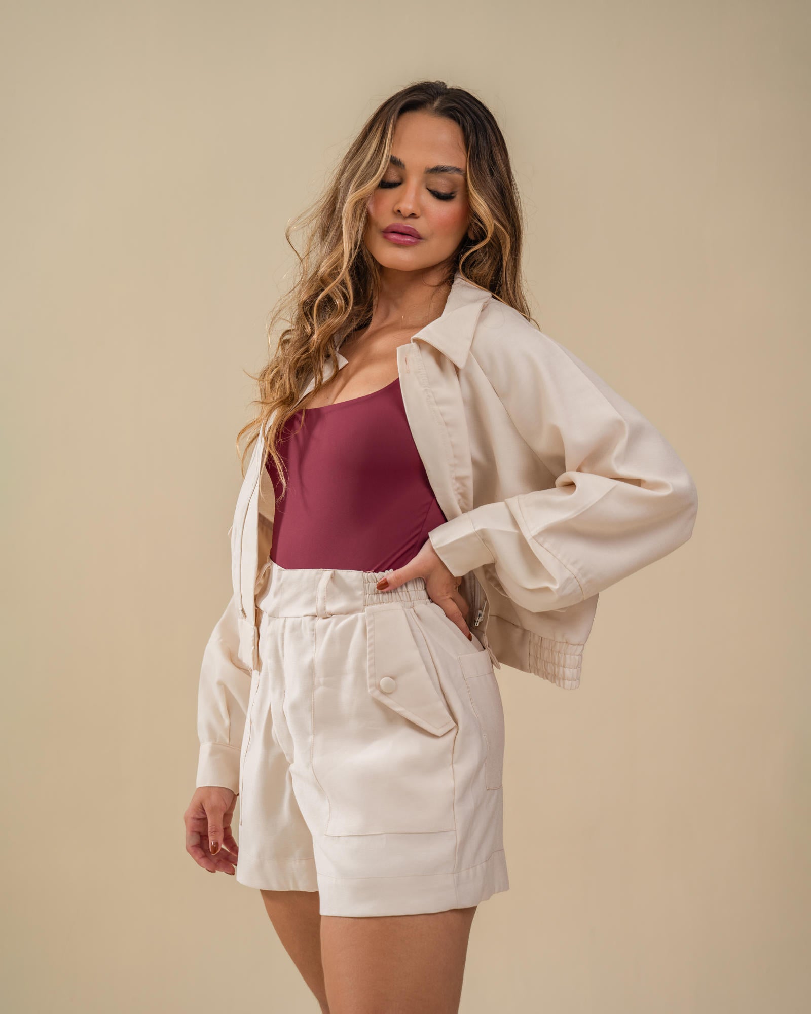 BOMBER ALFAIATARIA  CROPPED