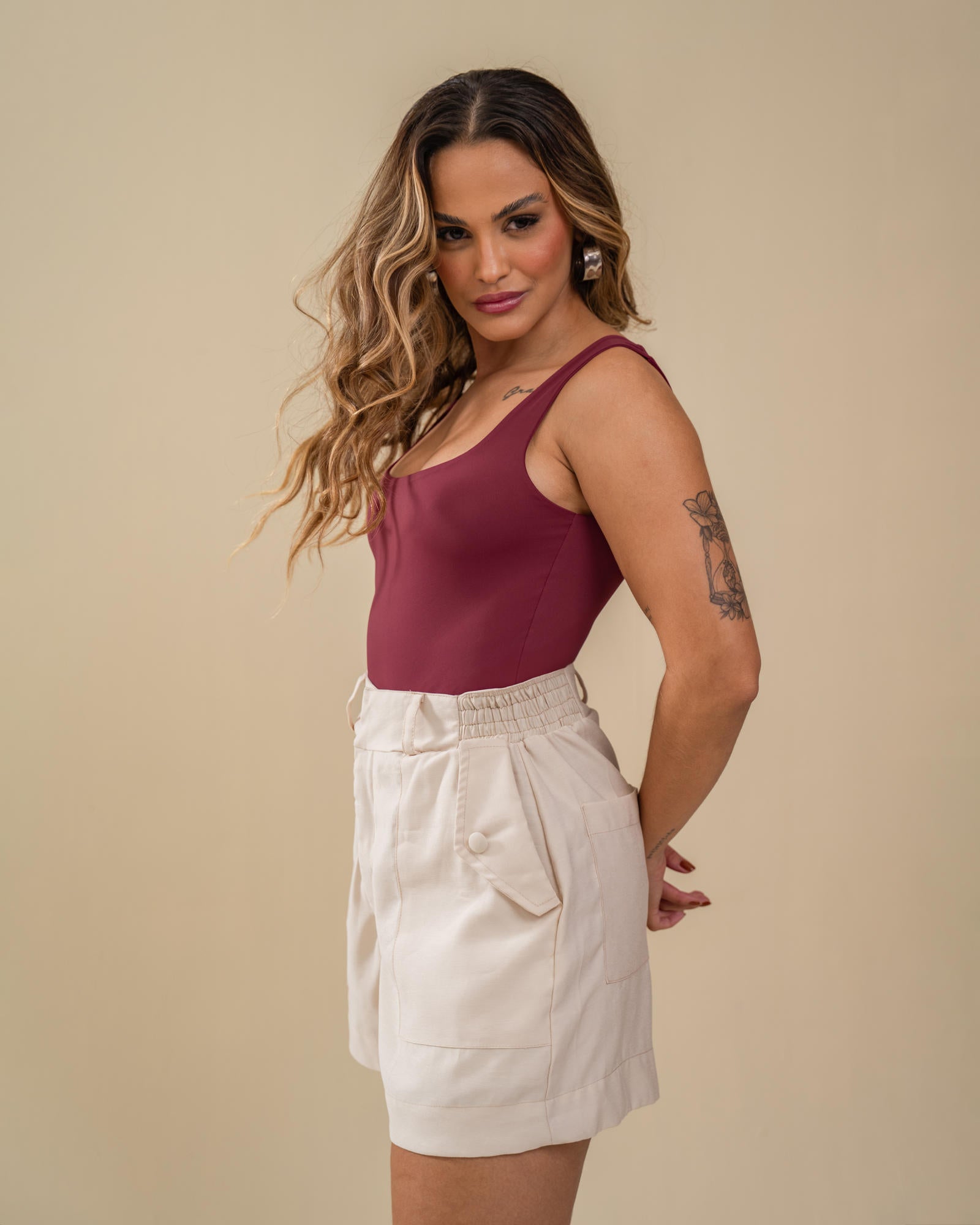 BODY BASIC ALÇAS LARGAS