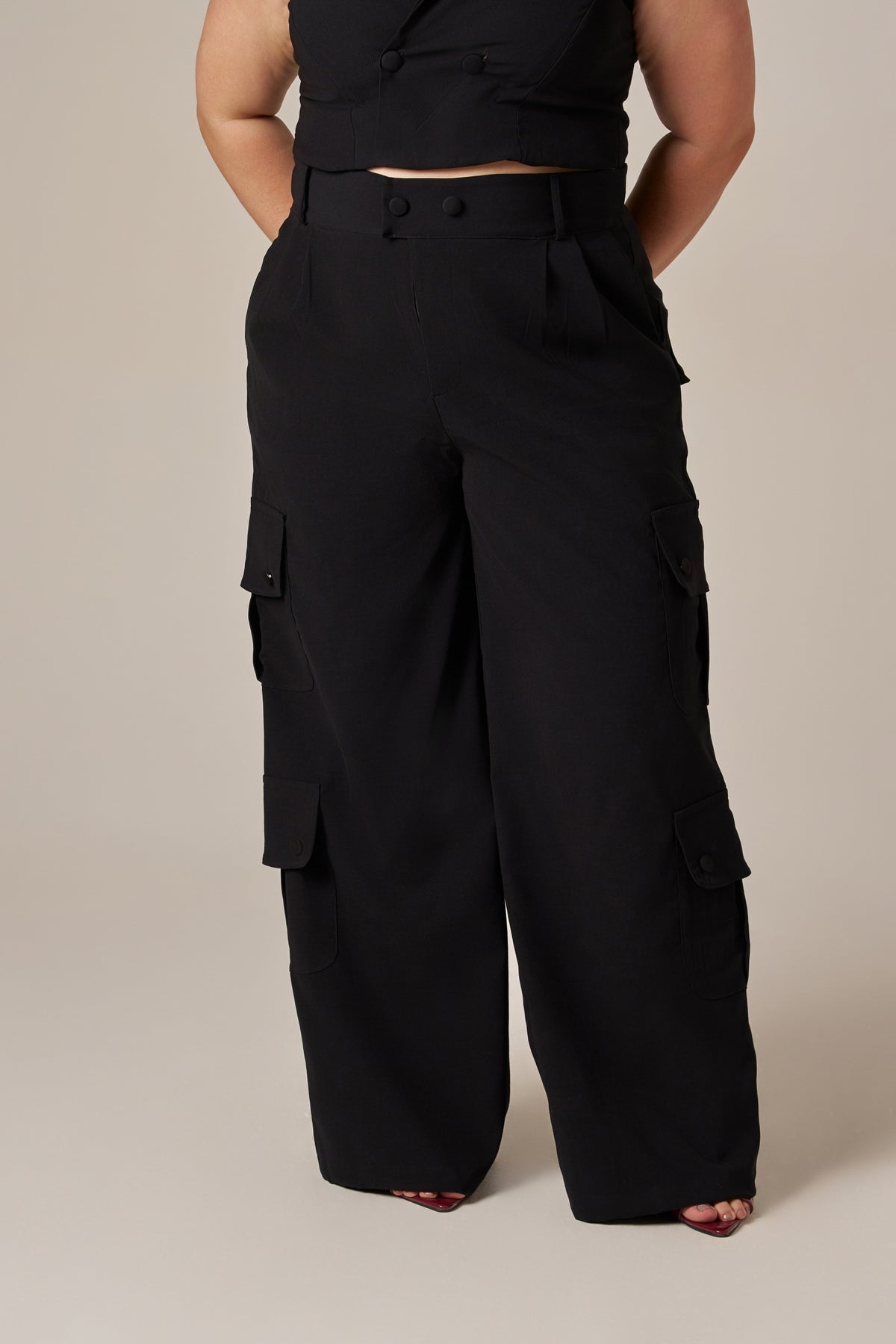 CALÇA WIDELEG BOLSOS CARGO