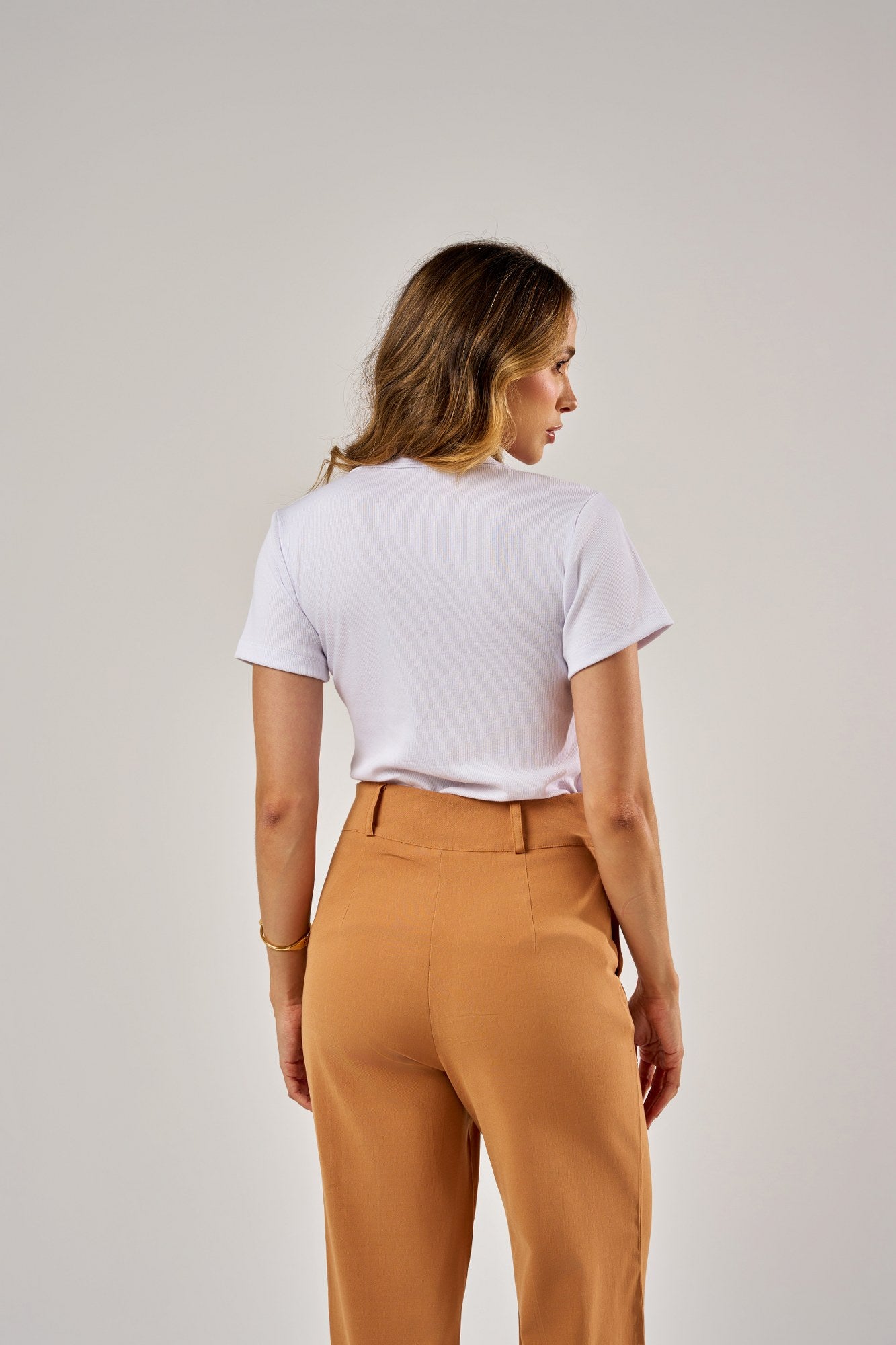 BLUSA MANGA CURTA GOLA V