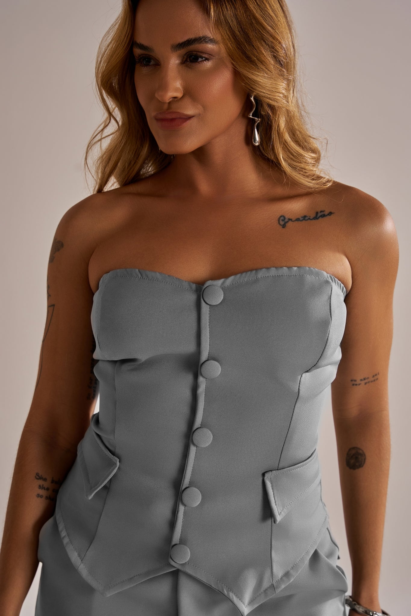 CORSET COM LAPELAS