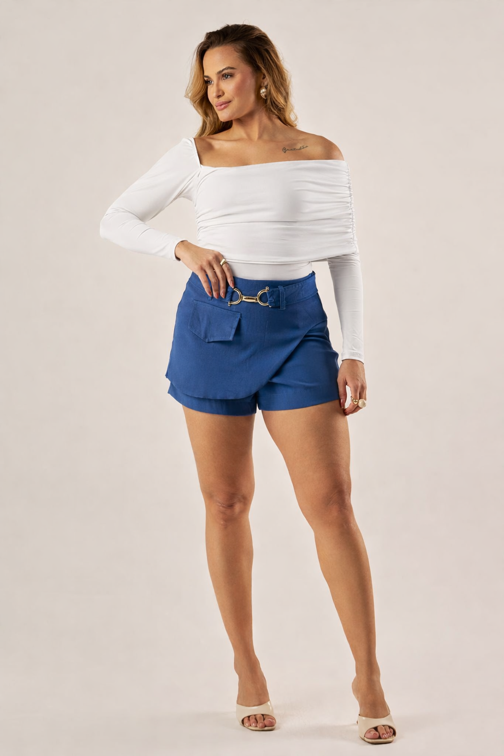 BODY BUSTO ASSIMÉTRICO COM DRAPEADOS